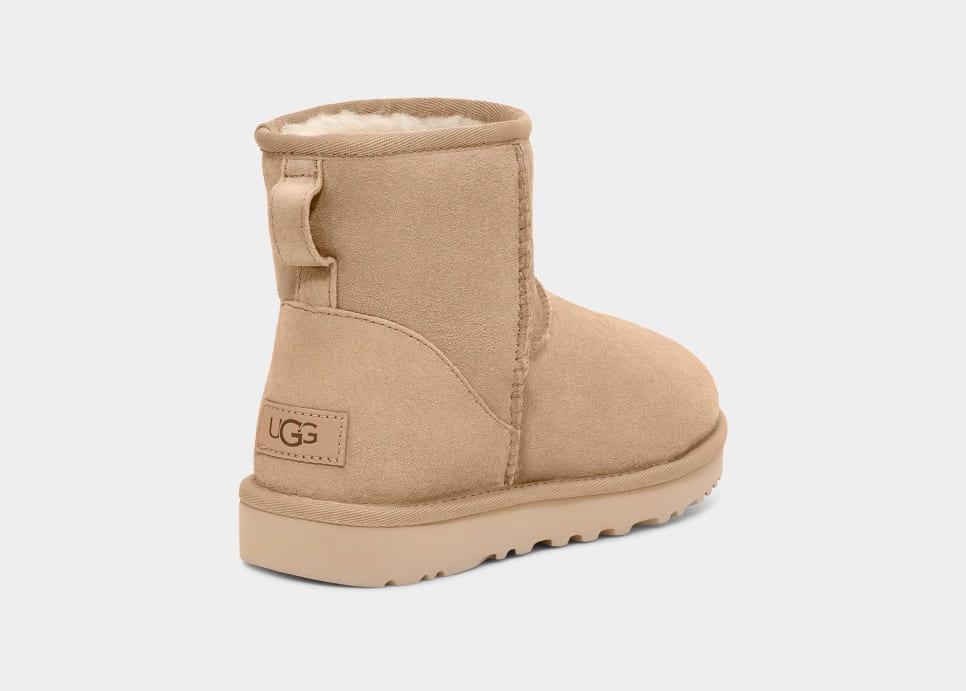 UGG Mini Sand