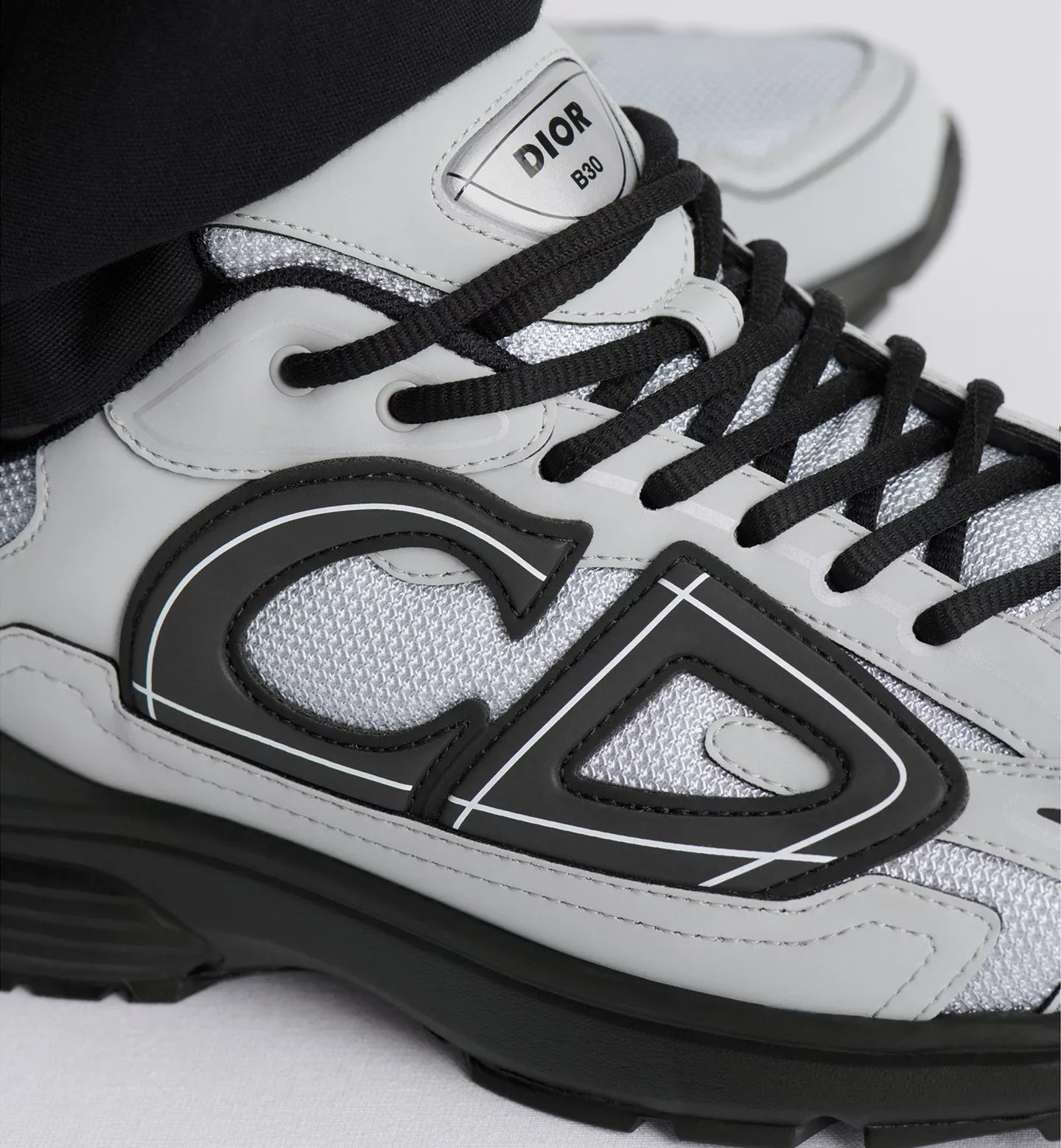 B30 Silver Black