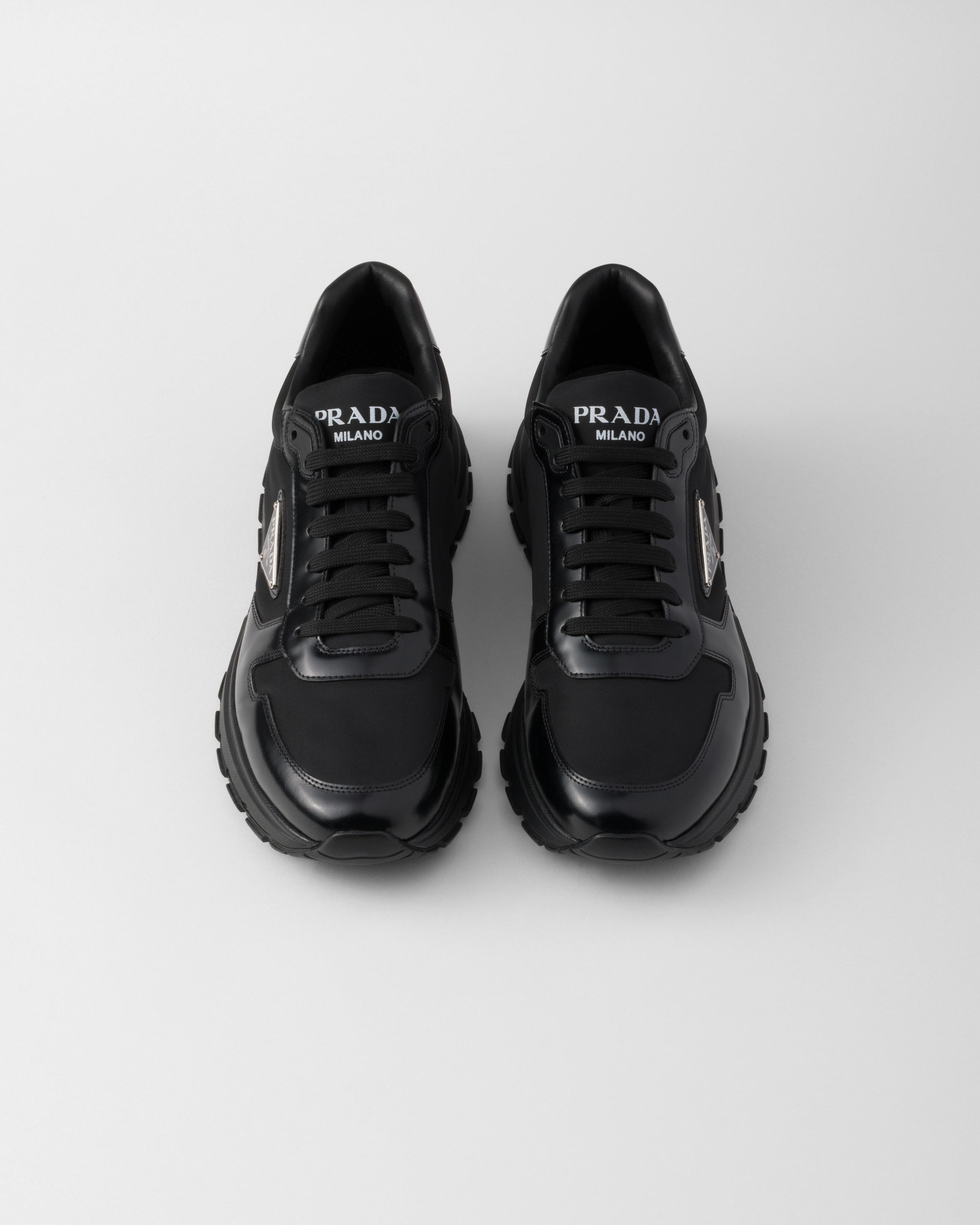 Prada Cuir Brossé Noir